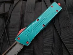 Microtech Combat Troodon T/E Bounty Hunter Edition Bounty Hunter Green Aluminum Body W/ Tri Tone Apocalyptic Full Serrated Blade (3.8”) 144-12BH -PrecisionBladesMicrotech IMG 9142 17585.1683056293