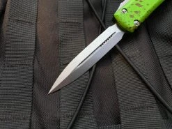 Microtech Zombietech D/E Green Aluminum Blood Splatter Body W/ Stonewashed Plain Edge Blade (3.4") 122-10Z 8 Microtech Zombietech D/E Green Aluminum Blood Splatter Body W/ Stonewashed Plain Edge Blade (3.4") 122-10Z -PrecisionBladesMicrotech IMG 9971 74806.1684966943