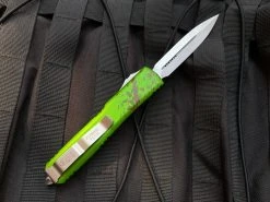 Microtech Zombietech D/E Green Aluminum Blood Splatter Body W/ Stonewashed Plain Edge Blade (3.4") 122-10Z 9 Microtech Zombietech D/E Green Aluminum Blood Splatter Body W/ Stonewashed Plain Edge Blade (3.4") 122-10Z -PrecisionBladesMicrotech IMG 9973 15060.1684966943