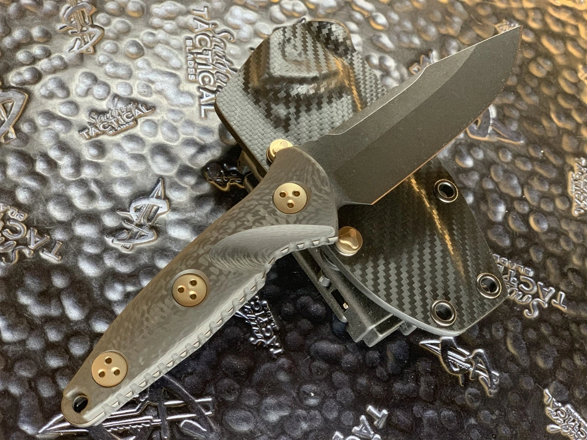 Microtech Socom Alpha Mini Single Edge DLC W/ Carbon Fiber Scales Signature Series 2 Microtech Socom Alpha Mini Single Edge DLC W/ Carbon Fiber Scales Signature Series - Image 2