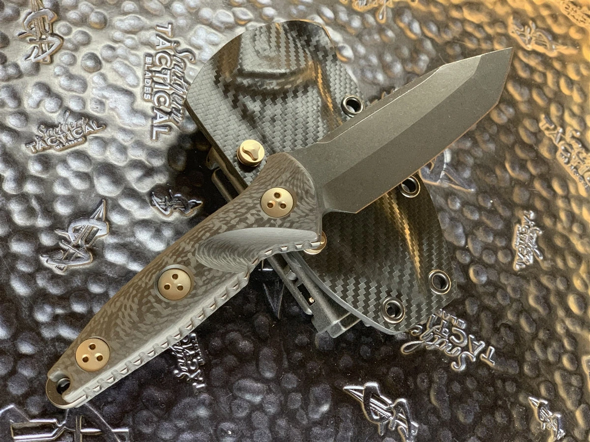 Microtech Socom Alpha Mini Tanto Edge DLC W/ Carbon Fiber Scales Signature Series 2 Microtech Socom Alpha Mini Tanto Edge DLC W/ Carbon Fiber Scales Signature Series - Image 2