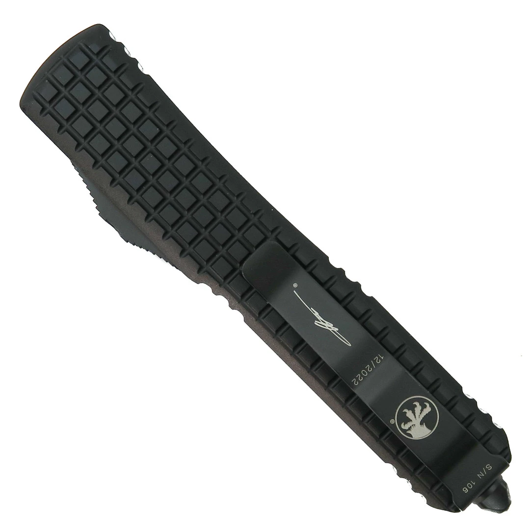 Microtech Signature Series Tactical Black Frag Pattern Ultratech OTF Knife, Black Dagger 2 Microtech Signature Series Tactical Black Frag Pattern Ultratech OTF Knife, Black Dagger - Image 2