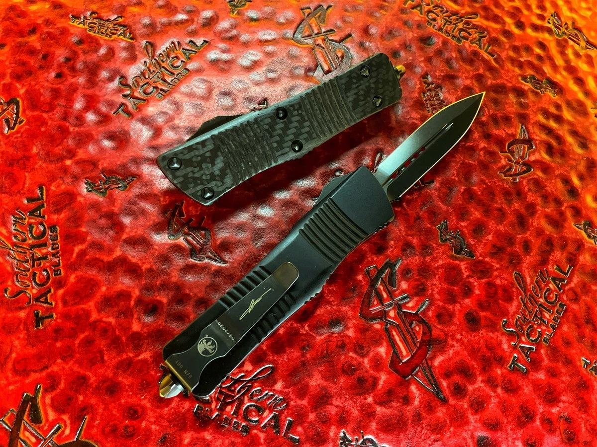 Microtech Troodon Double Edge Standard DLC Carbon Fiber Tactical Signature Series 2 Microtech Troodon Double Edge Standard DLC Carbon Fiber Tactical Signature Series - Image 2