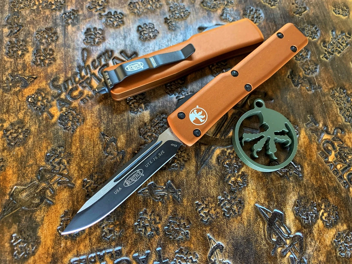 Microtech UTX-70 Single Edge Black Blade Standard Tan 1 Microtech UTX-70 Single Edge Black Blade Standard Tan