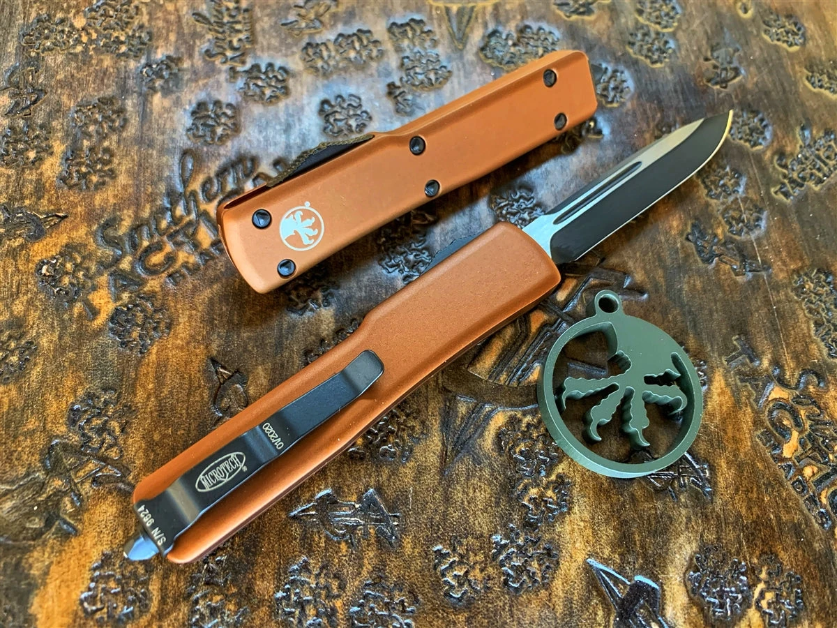 Microtech UTX-70 Single Edge Black Blade Standard Tan 2 Microtech UTX-70 Single Edge Black Blade Standard Tan - Image 2