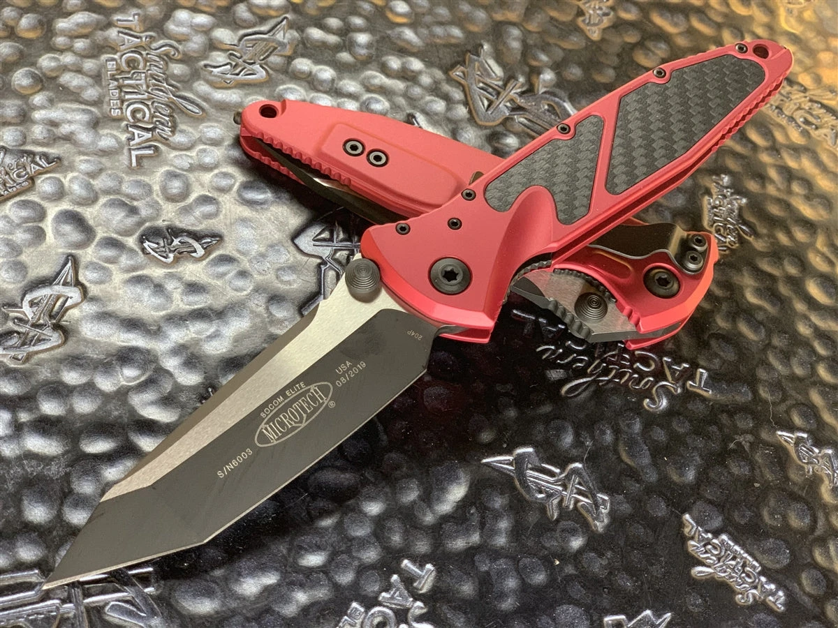 Microtech Socom Elite Manual Tanto Standard Red W/ Carbon Fiber Inlay 1 Microtech Socom Elite Manual Tanto Standard Red W/ Carbon Fiber Inlay