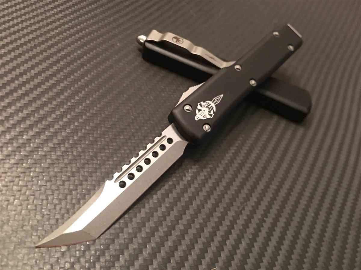 Microtech UTX70 Hellhound Tanto Apocalyptic Standard 1 Microtech UTX70 Hellhound Tanto Apocalyptic Standard