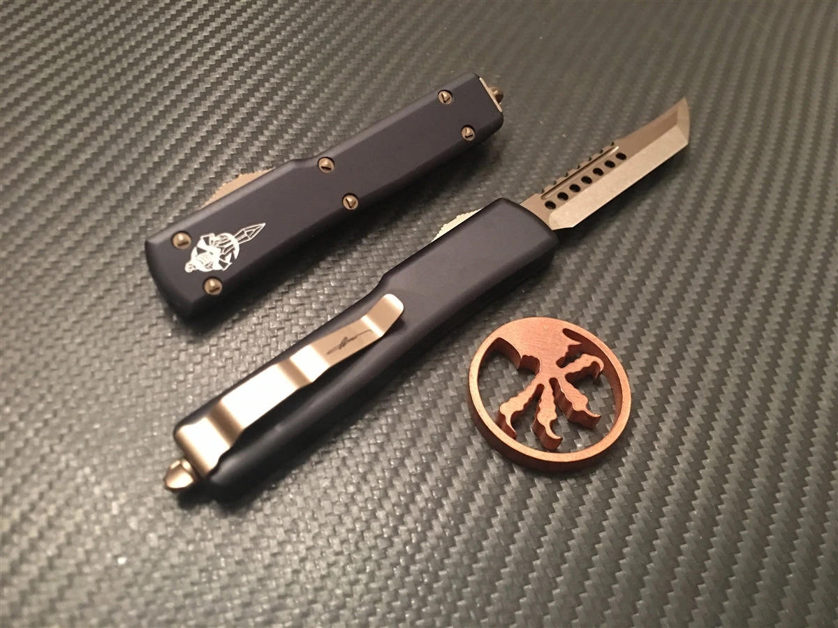 Microtech UTX-70 Hellhound Tanto Bronzed Standard 2 Microtech UTX-70 Hellhound Tanto Bronzed Standard - Image 2