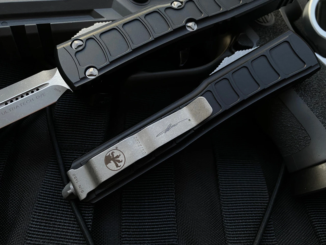 Microtech Ultratech II Signature Series D/E Apocalyptic 122II-10APS 3 Microtech Ultratech II Signature Series D/E Apocalyptic 122II-10APS - Image 3