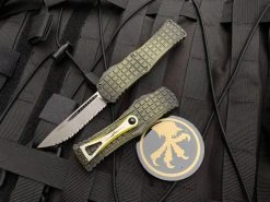 Microtech Hera S/E Frag Off Green Frag Pattern Aluminum Body W/ Yellow Accents And Apocalyptic Full Serrated Blade (3.08”) 703-12APFRGS