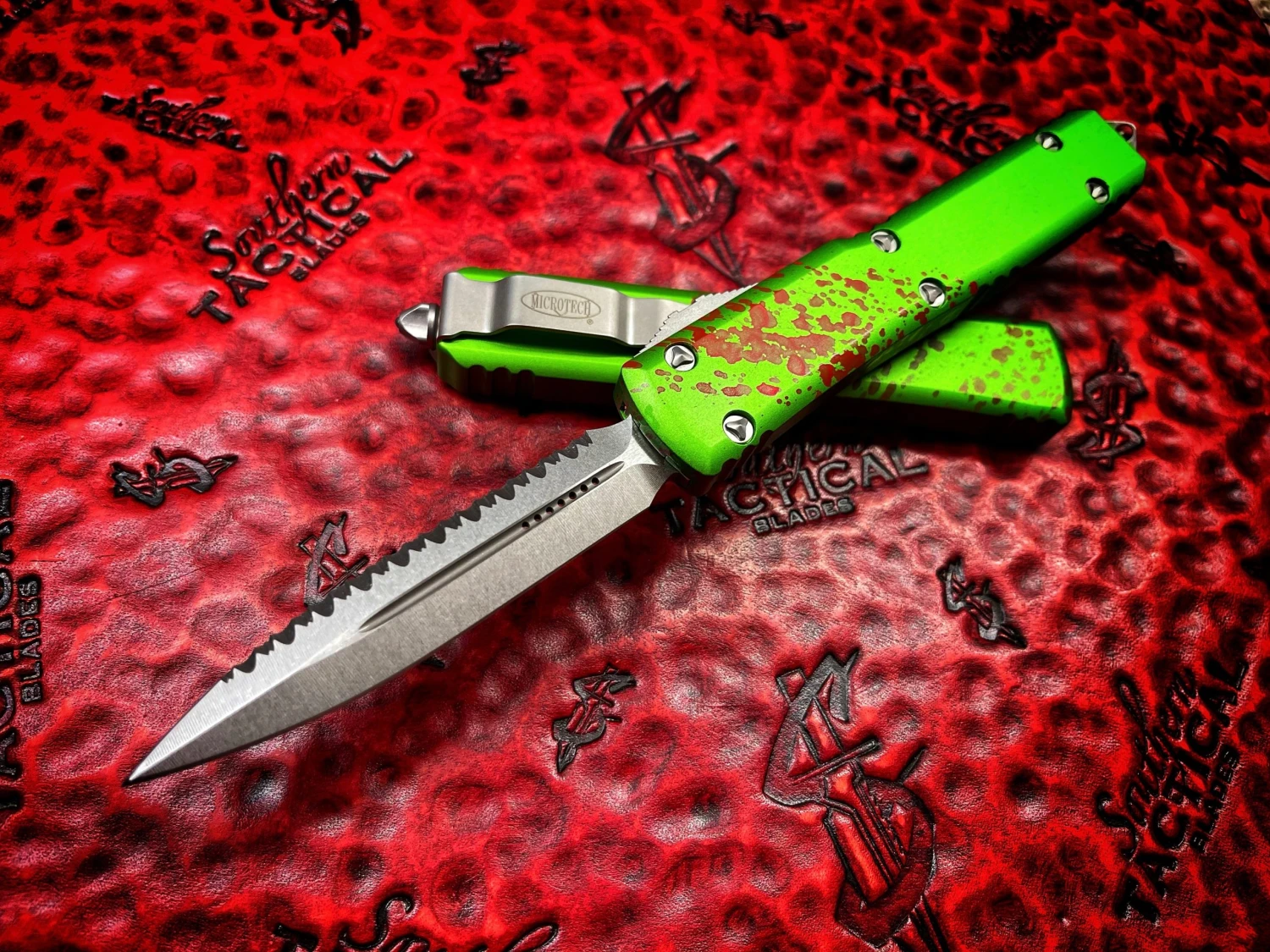 Microtech Ultratech "Zombie" Double Edge Stonewashed Full Serrated 1 Microtech Ultratech "Zombie" Double Edge Stonewashed Full Serrated