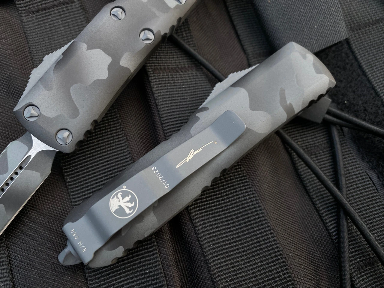 Microtech UTX-85 D/E Urban Camo Cerakote Aluminum Body W/ Urban Camo Cerakote Plain Edge Blade (3.12”) 232-1UCS 4 Microtech UTX-85 D/E Urban Camo Cerakote Aluminum Body W/ Urban Camo Cerakote Plain Edge Blade (3.12”) 232-1UCS - Image 4