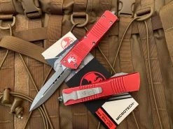 Microtech Combat Troodon D/E Distressed Red Aluminum Body W/ Stonewashed Plain Edge Blade (3.81”) 142-10DRD