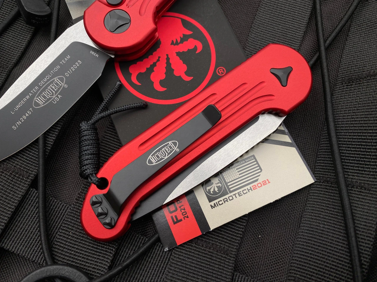 Microtech LUDT Auto Folder Red Aluminum Body W/ Black Plain Edge Blade (3.375”) 135-1RD 2 Microtech LUDT Auto Folder Red Aluminum Body W/ Black Plain Edge Blade (3.375”) 135-1RD - Image 2